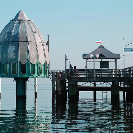 Meerwohnung-mod-fewo-direkt-am-strand-mit-pool *